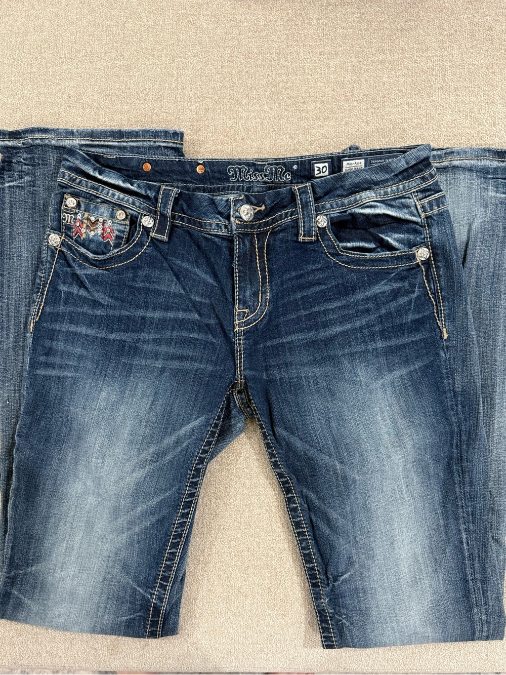 RARE Y2K Miss Me Mid Rise Easy Boot Women’s Jeans